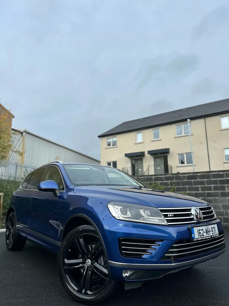 Volkswagen Touareg - Image 1