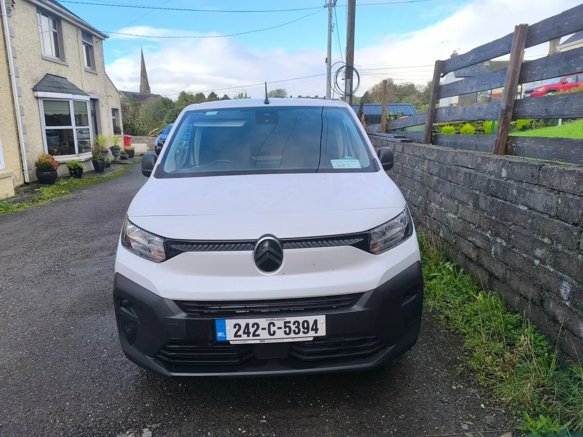Citroen Berlingo 2024 - Image 1