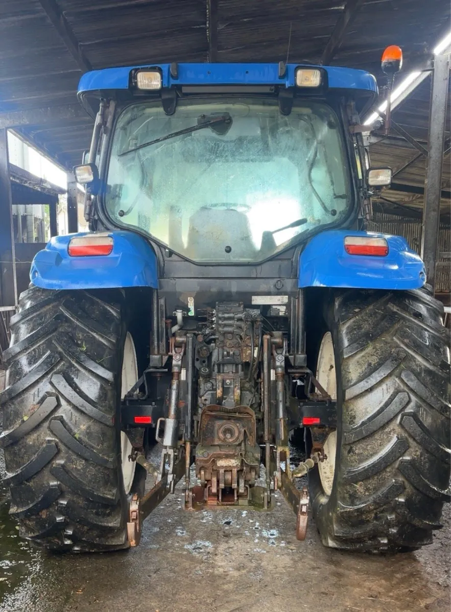 2009 New Holland T6030 Plus - Image 2
