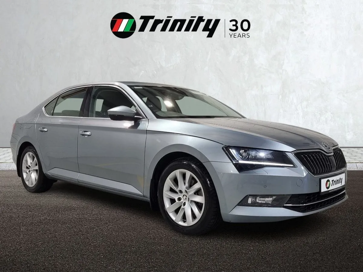 Skoda Superb Style 2.0tdi 150HP Trinity Skoda - Image 1