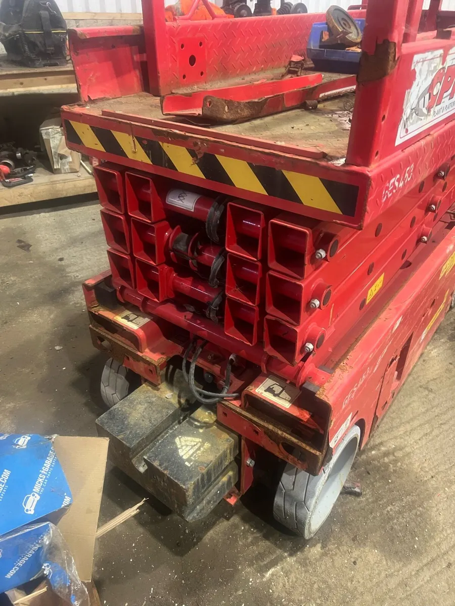 Scissors lift - Image 2