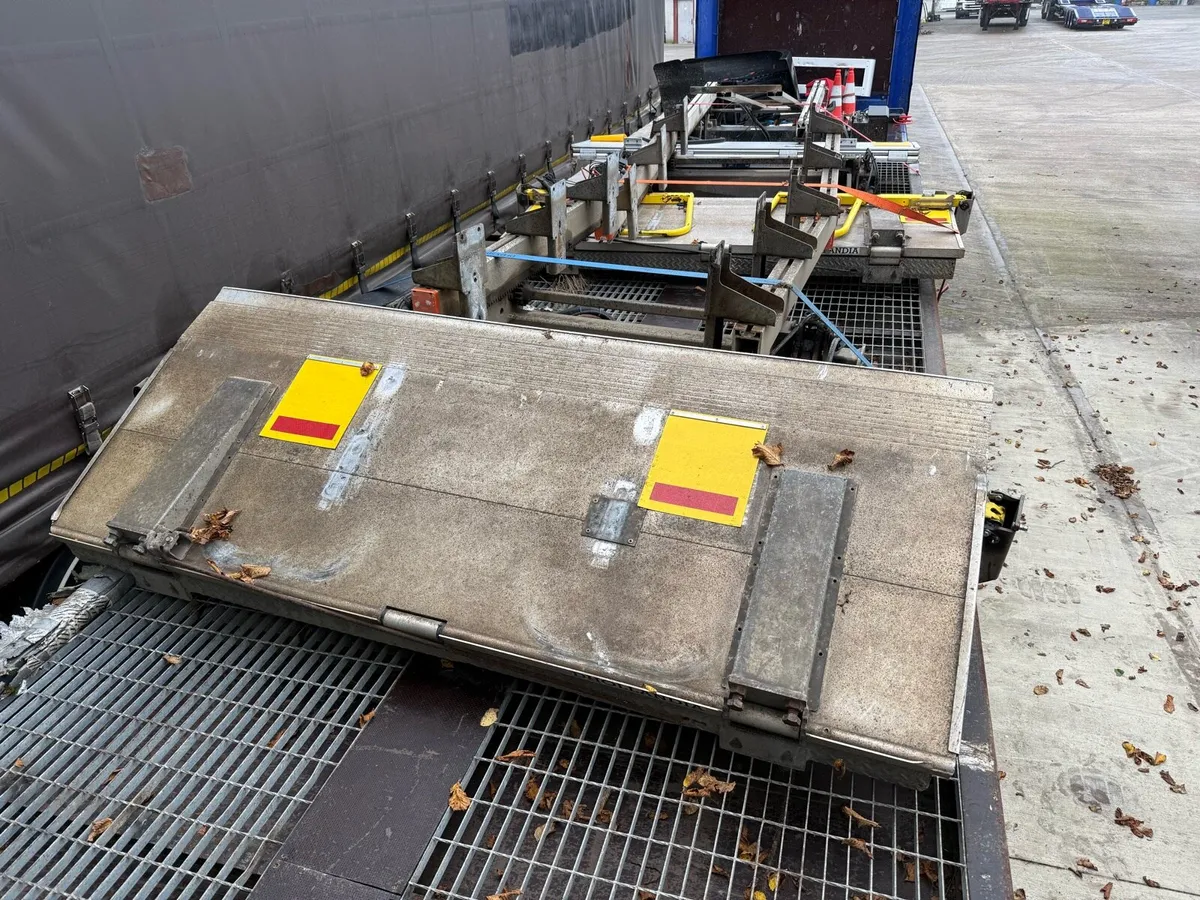 Tail-lift - Image 2