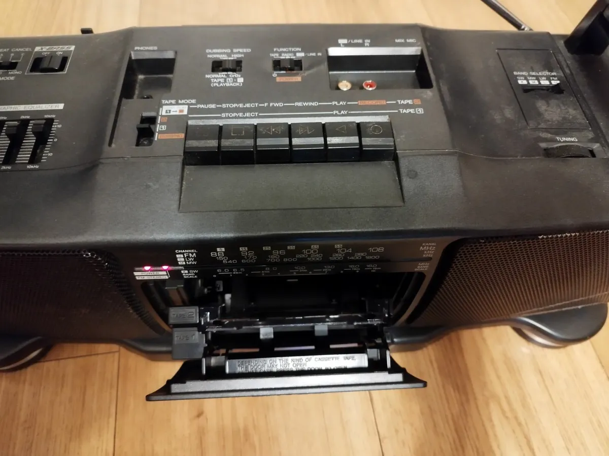 Sharp WQ-T360E Stereo Radio Cassette - Image 4
