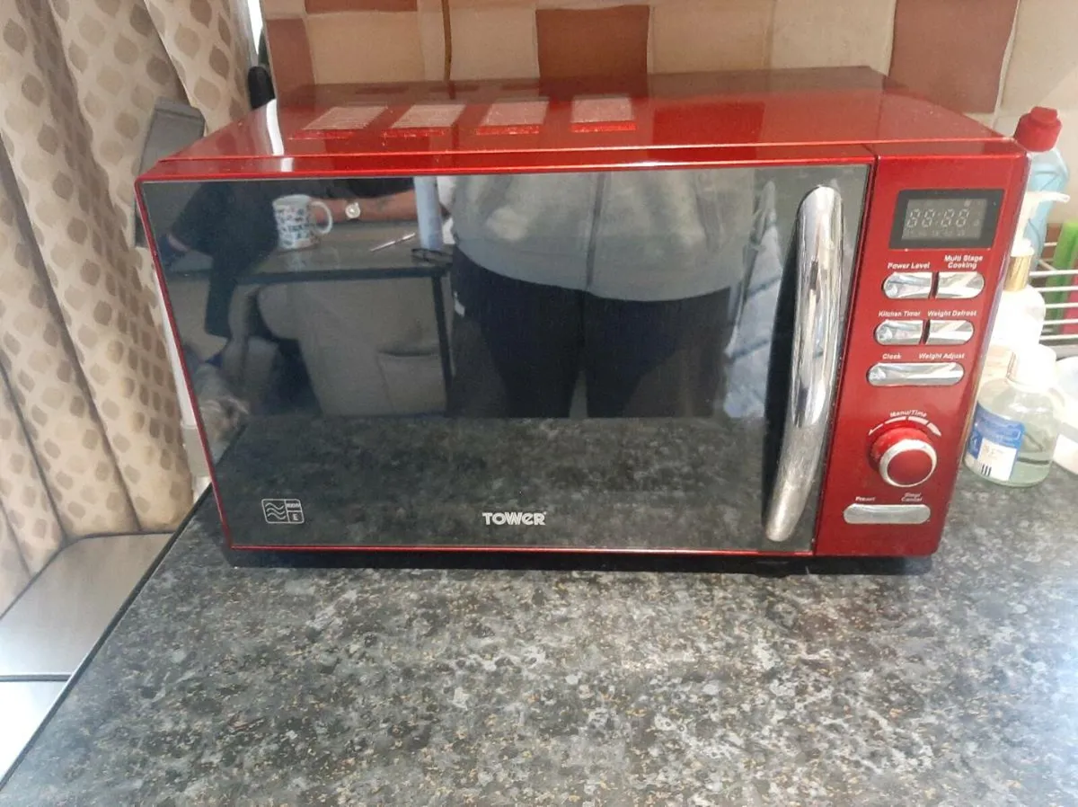 Microwave - Image 1