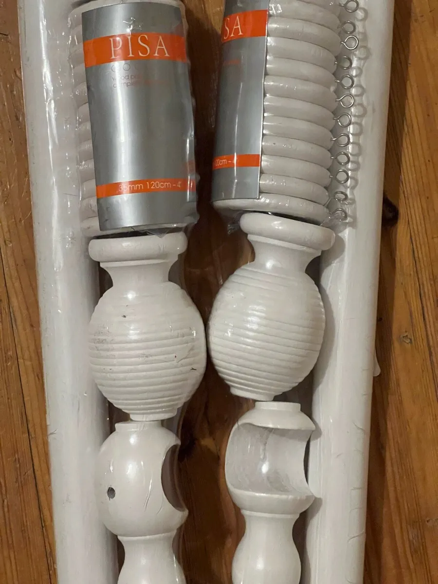Curtain rails - Image 1