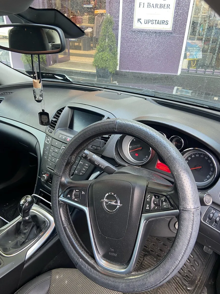 Car - Image 1
