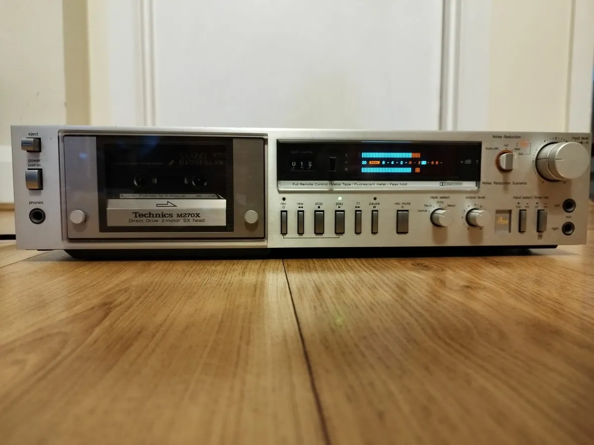 VINTAGE TECHNICS RS-M270X CASSETTE TAPE DECK - Image 1