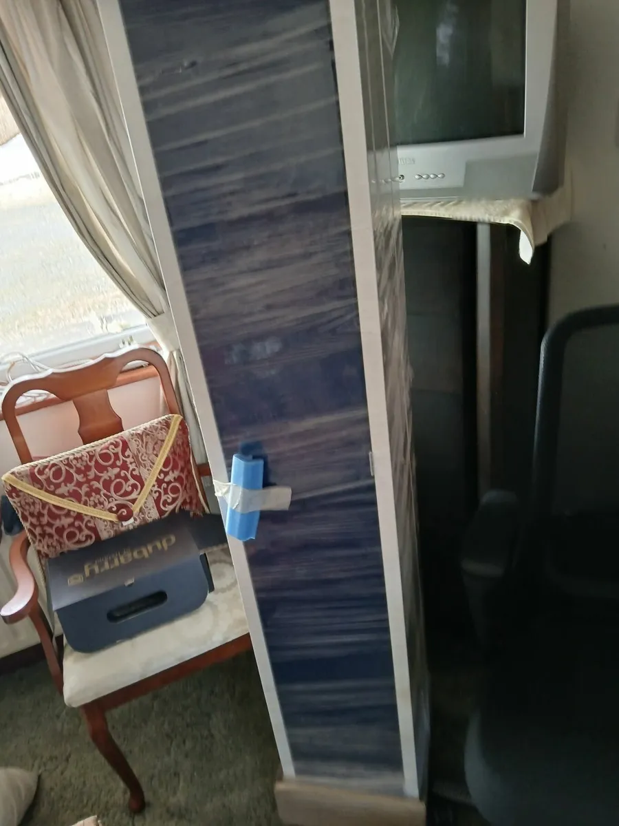 Personal locker new ...delivered - Image 3
