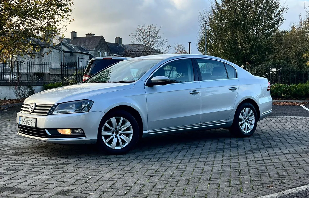 Volkswagen Passat 2011 1.6 TDI new nct 6/26 tax - Image 4