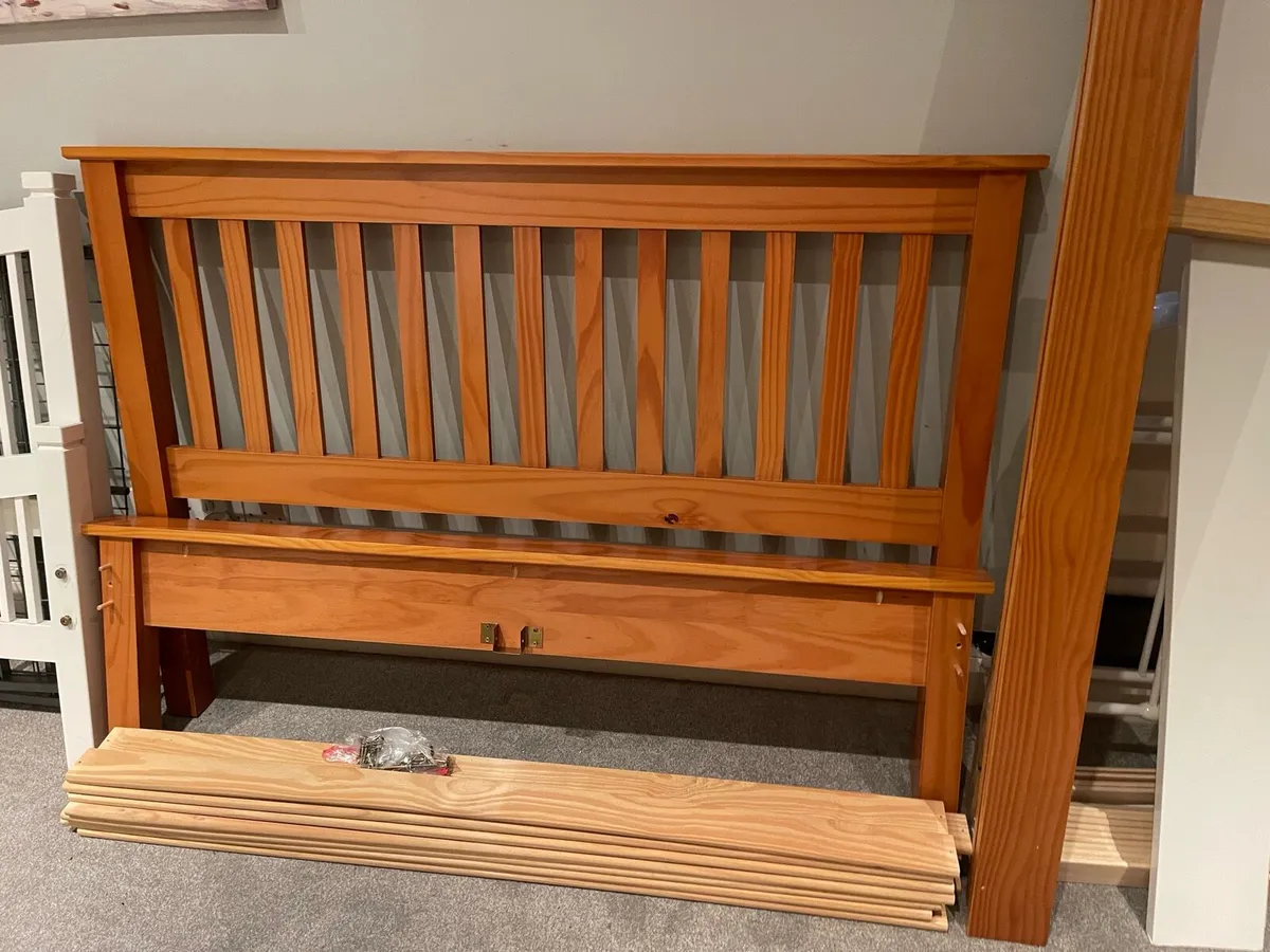 Like New - Modern 4 Ft 6” Wooden Double Bed Frame - Image 1