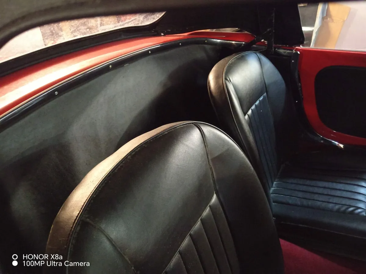 Alfa Romeo Giulietta Spider - Image 4
