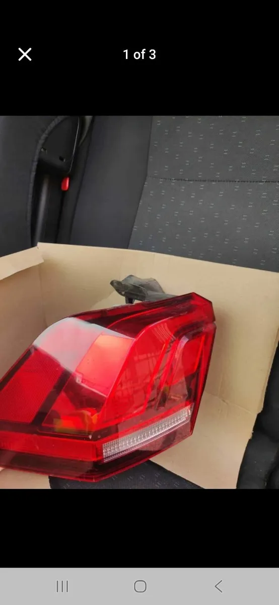 222 VW Tiguan passenger side tail lamp - Image 1