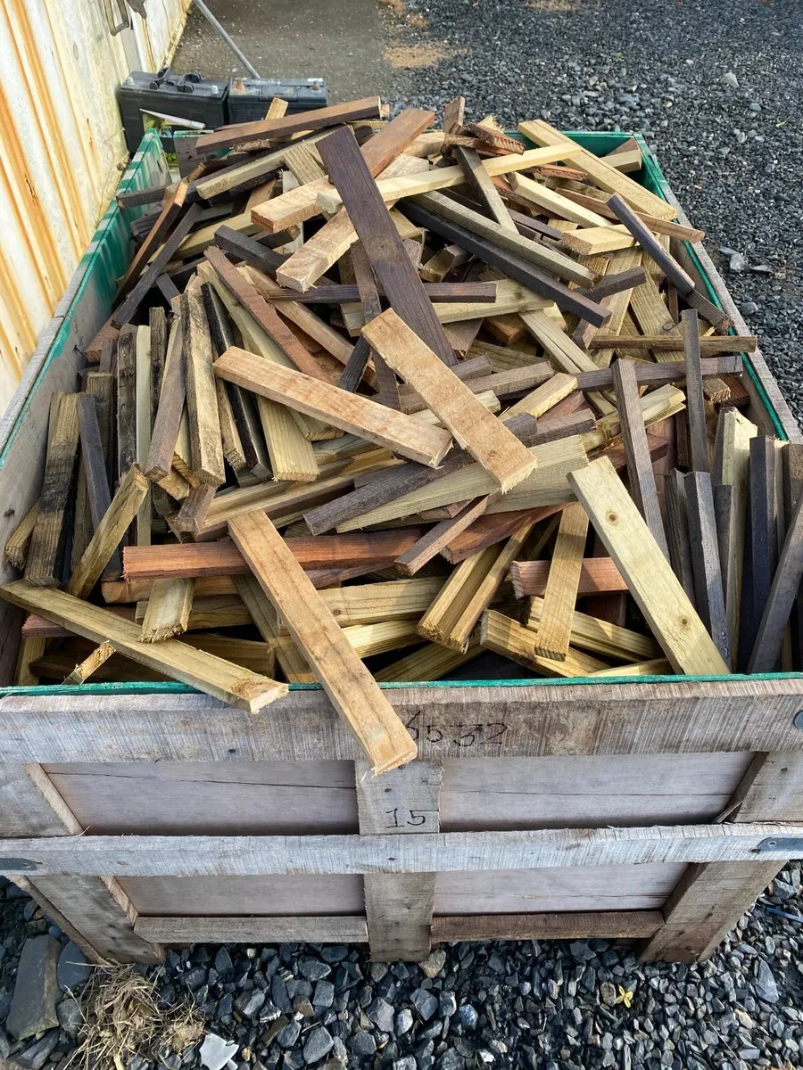 KINDLING /FIRELIGHTERS - Image 2