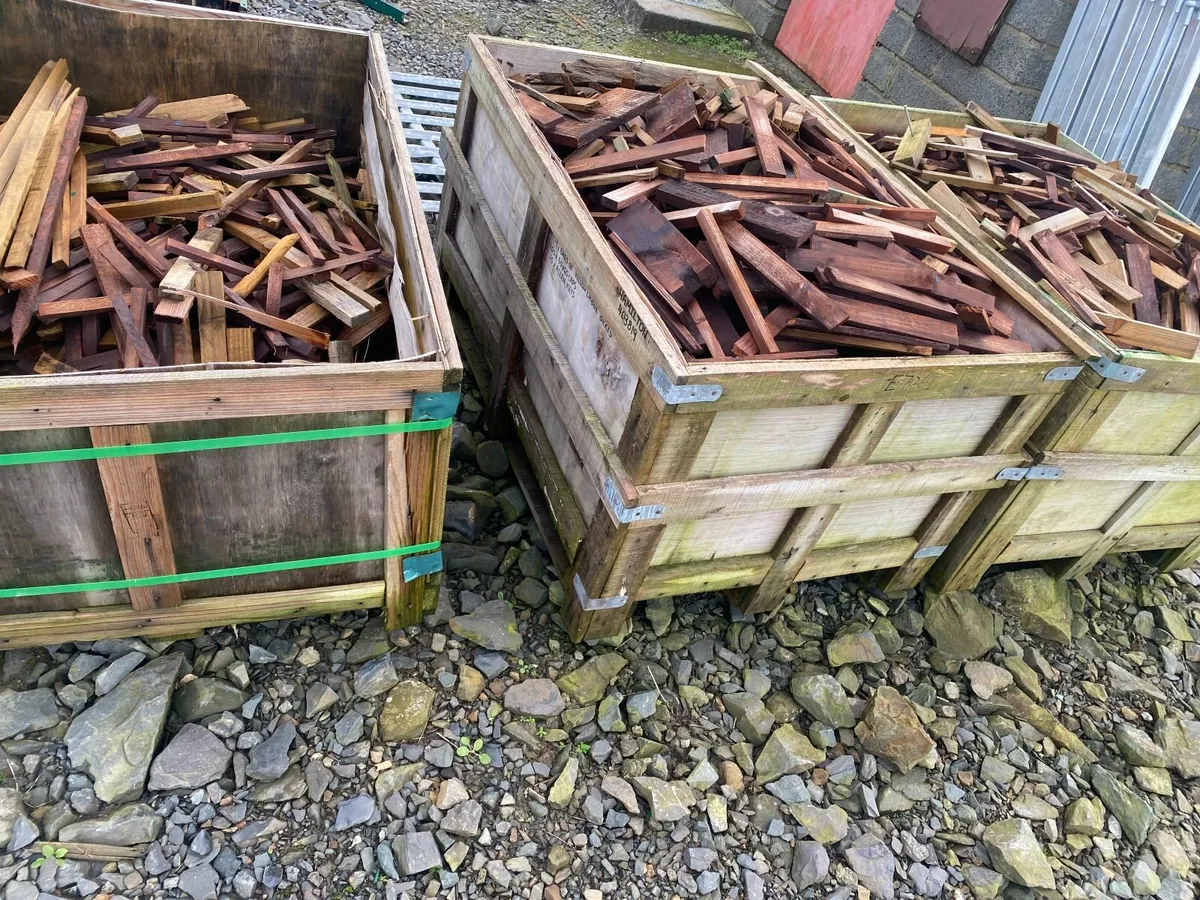 KINDLING /FIRELIGHTERS - Image 1