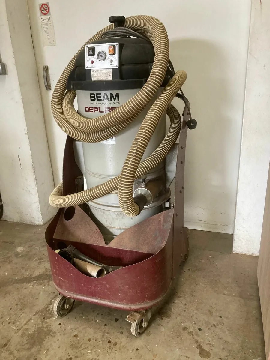 Industrial Hoover - Wood Working Machines.