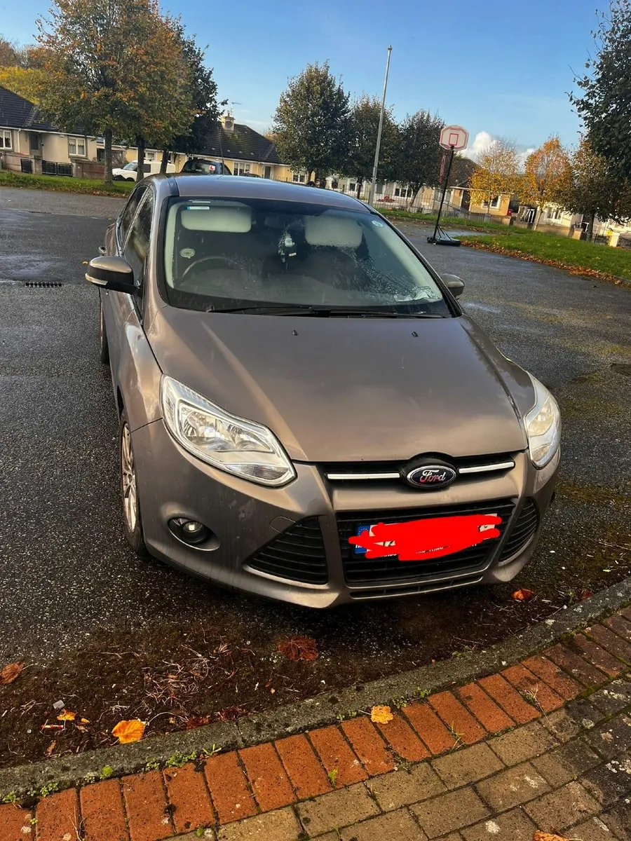 Ford Focus 2012 - Image 1