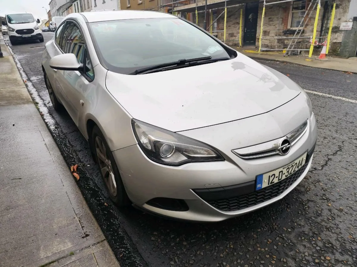 Opel Astra GTC 1.7cdti - Image 1