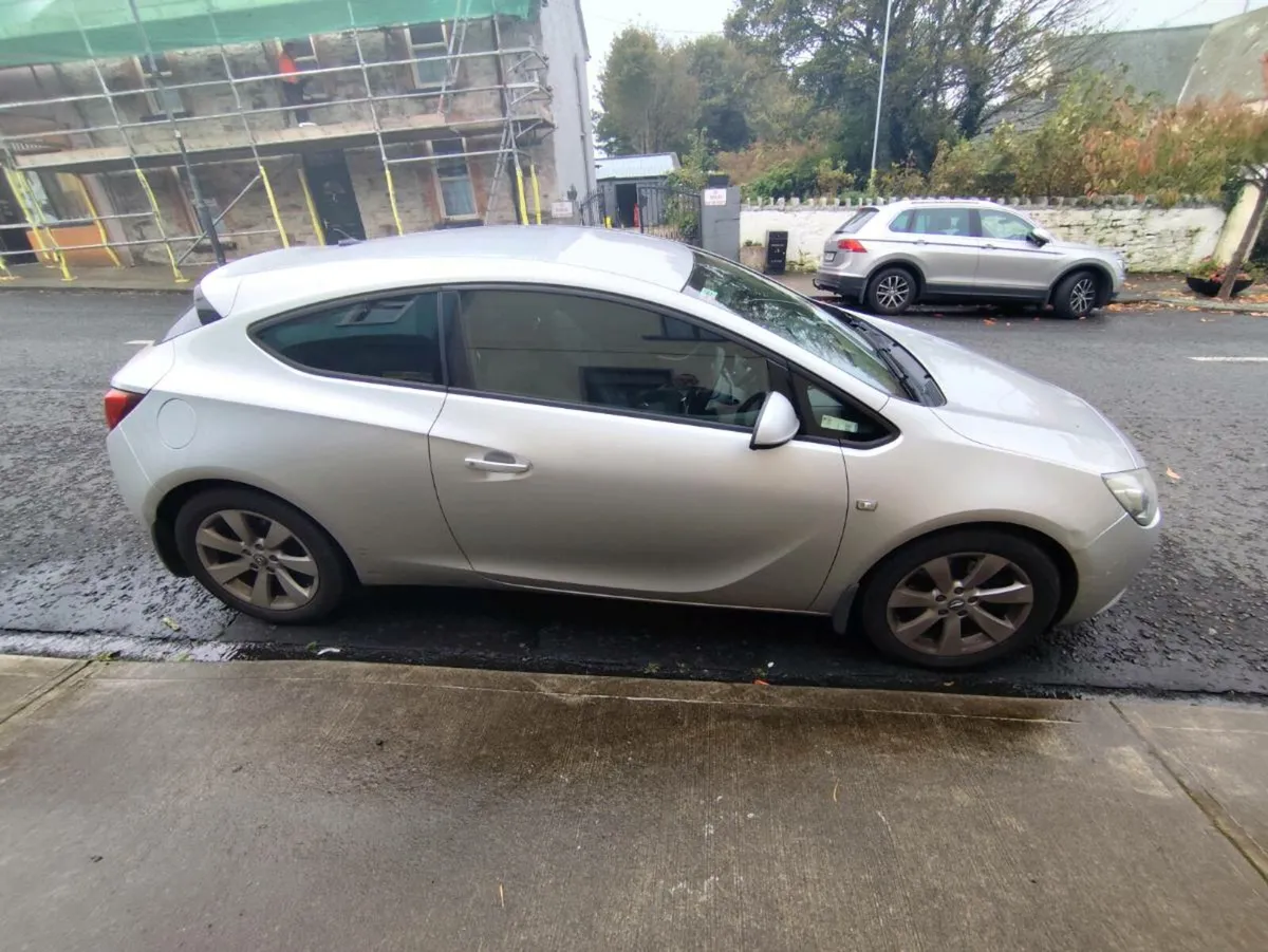Opel Astra GTC 1.7cdti - Image 2