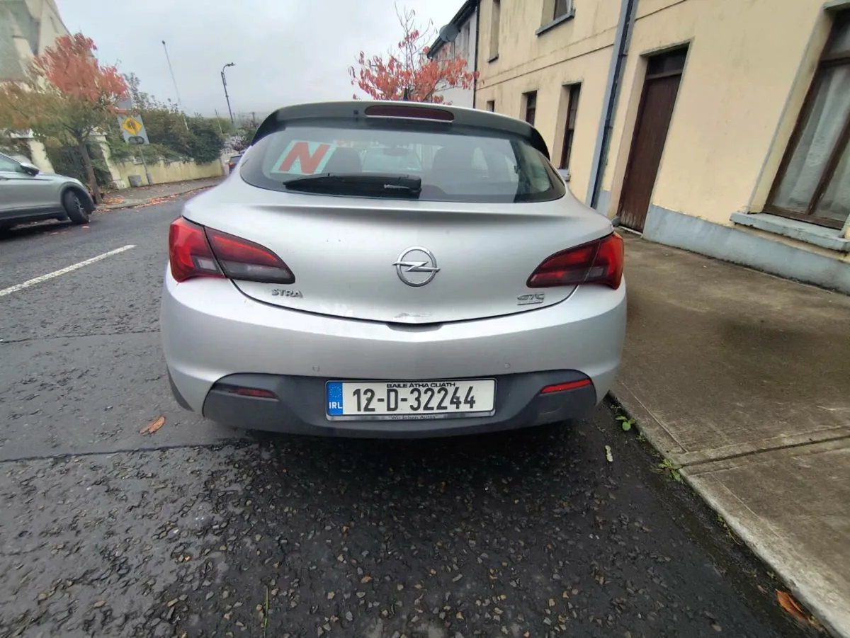 Opel Astra GTC 1.7cdti - Image 3