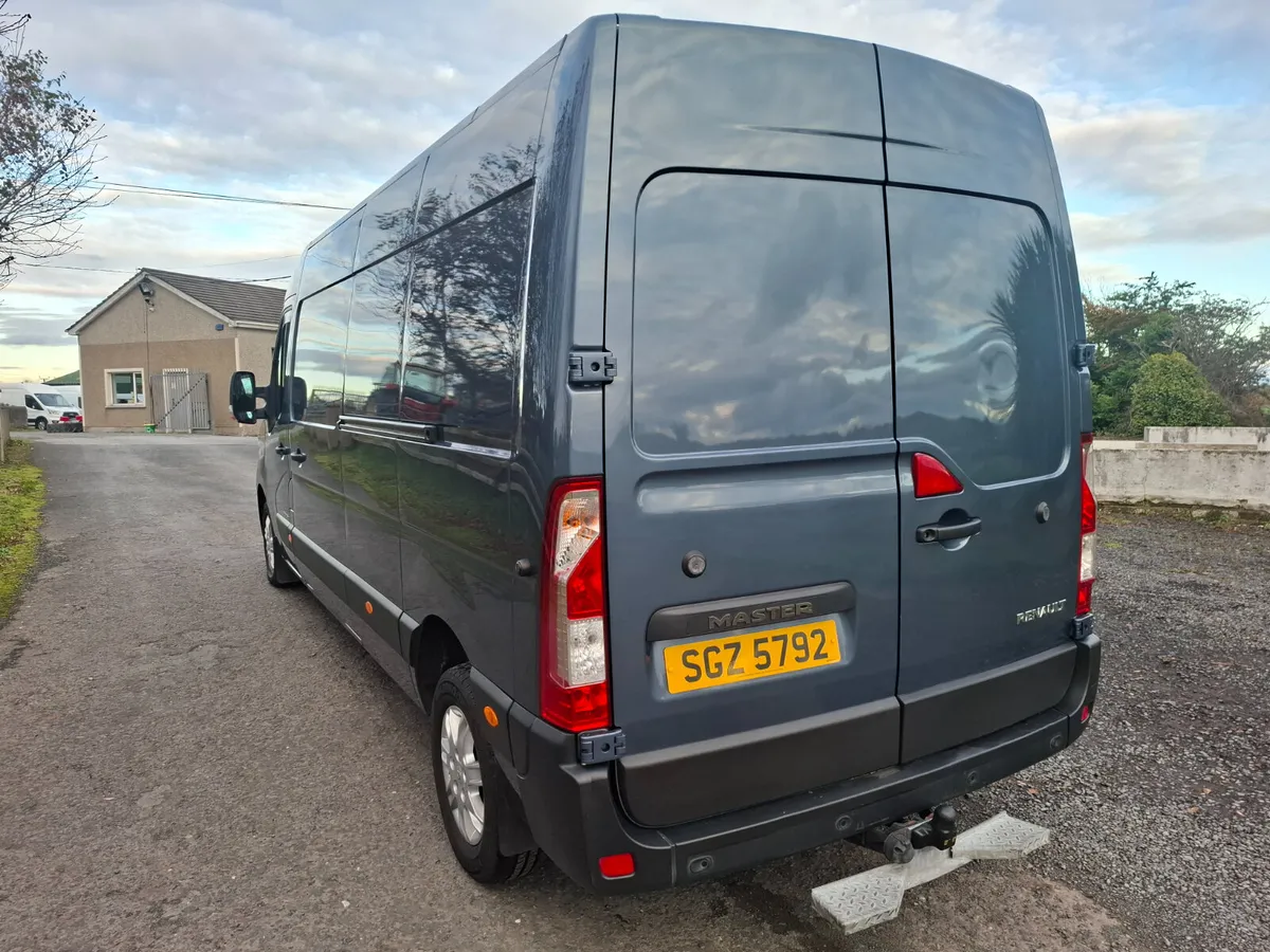 Renault Master 2020 - Image 3