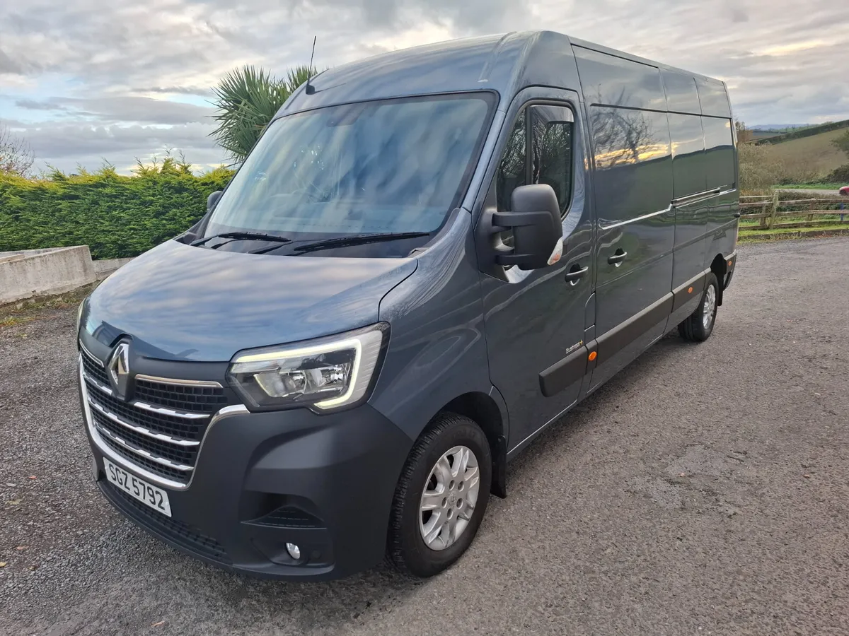 Renault Master 2020 - Image 2