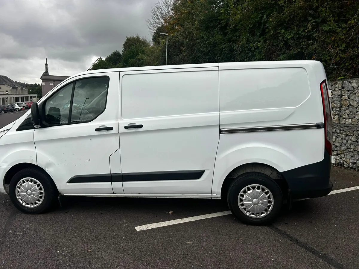 141 Ford custom van Test 6-26. Tax 11-25. - Image 3