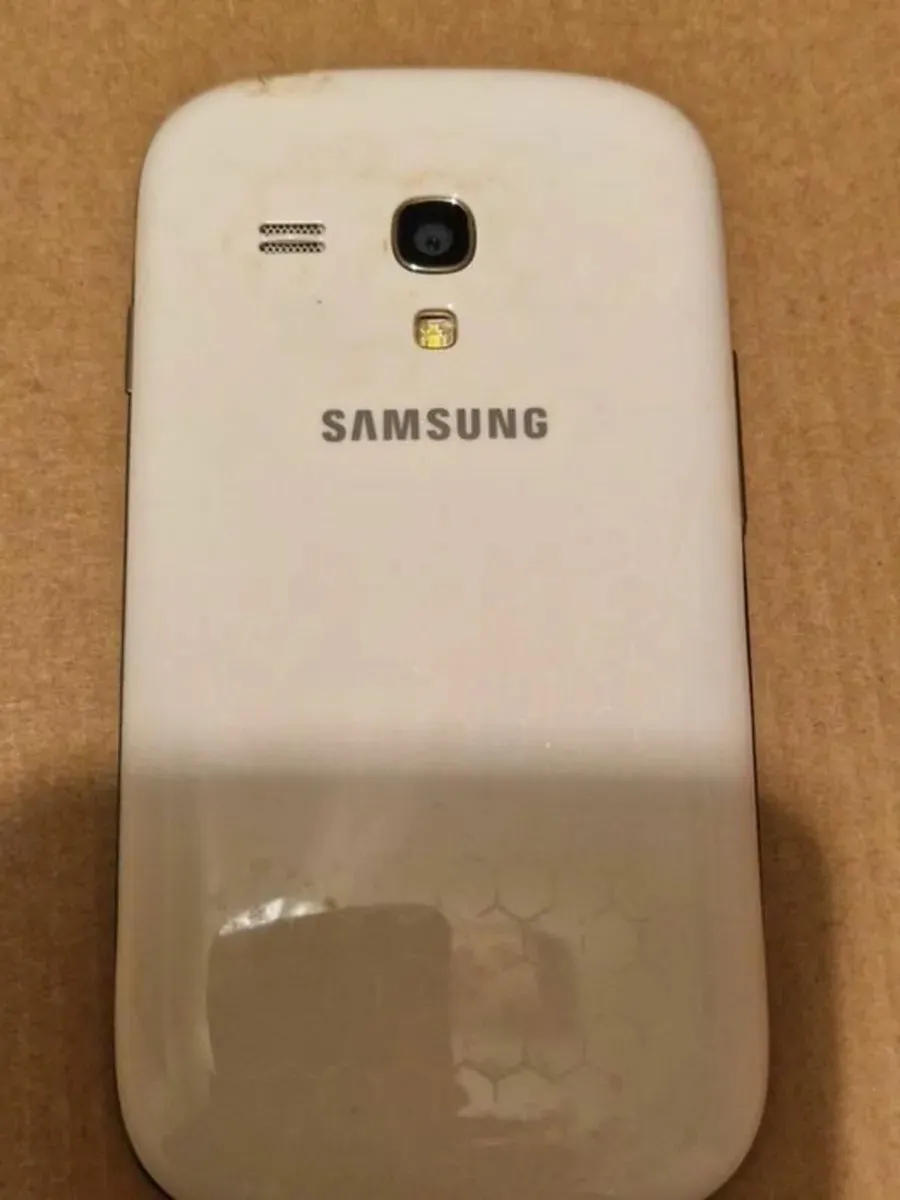 Samsung Galaxy SIII Mini, Model GT-I8190, 8GB - Image 2
