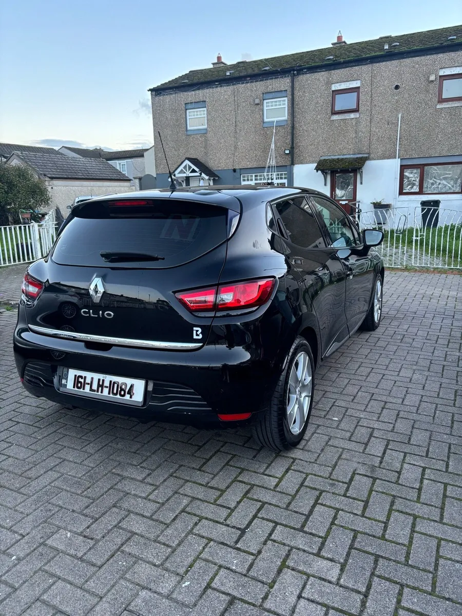 Renault clio - Image 3