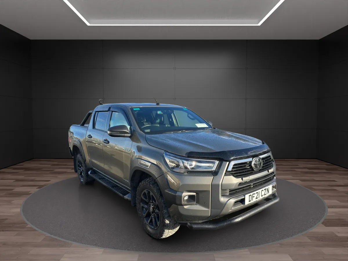 Toyota Hilux Invincible x - Image 4