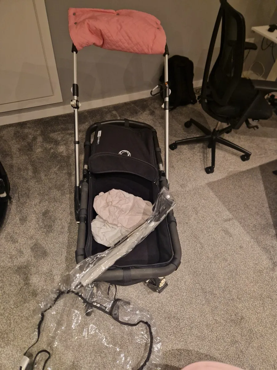 Pram - Image 3