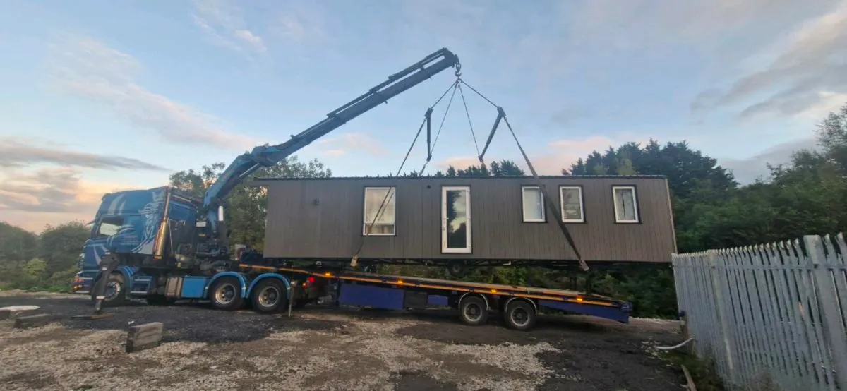 Crane hire.  And transport nationwide - Image 3