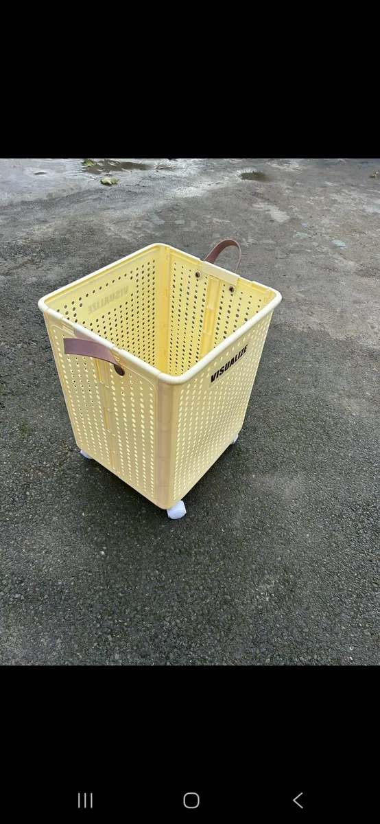 Laundry basket