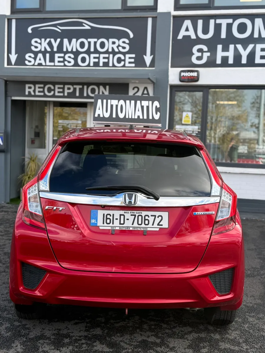 2016 Honda Jazz/Fit 1.5 Petrol Hybrid,Automatic - Image 4