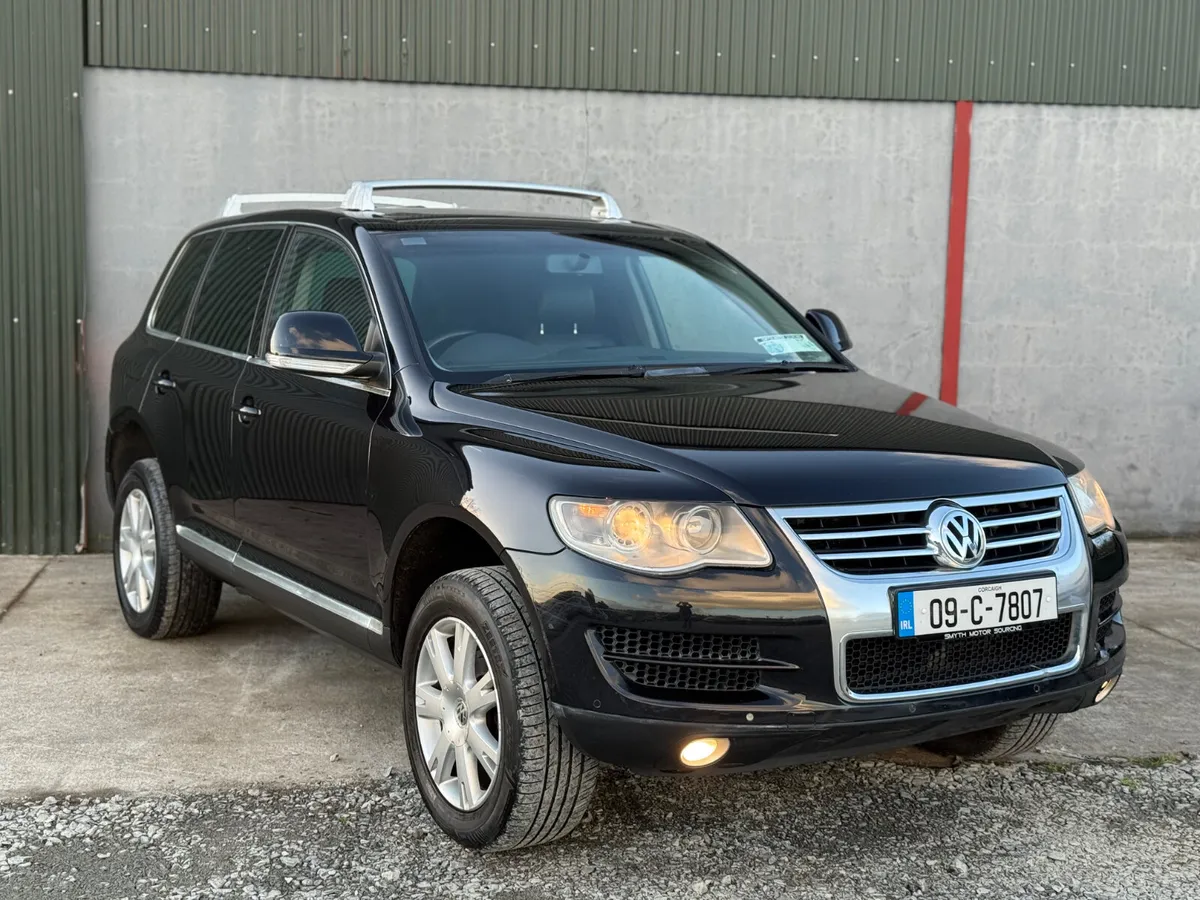 Volkswagen Touareg 2009 - Image 1