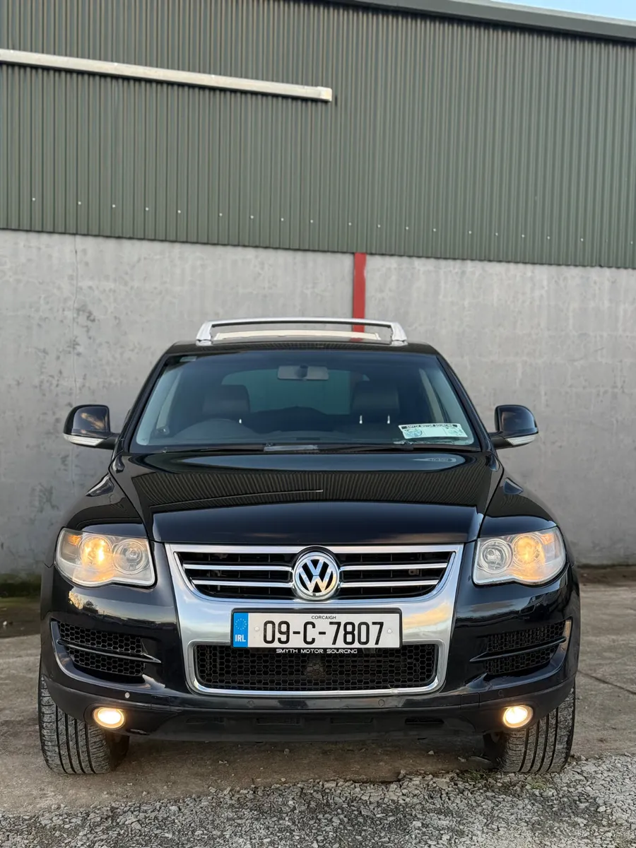 Volkswagen Touareg 2009 - Image 3