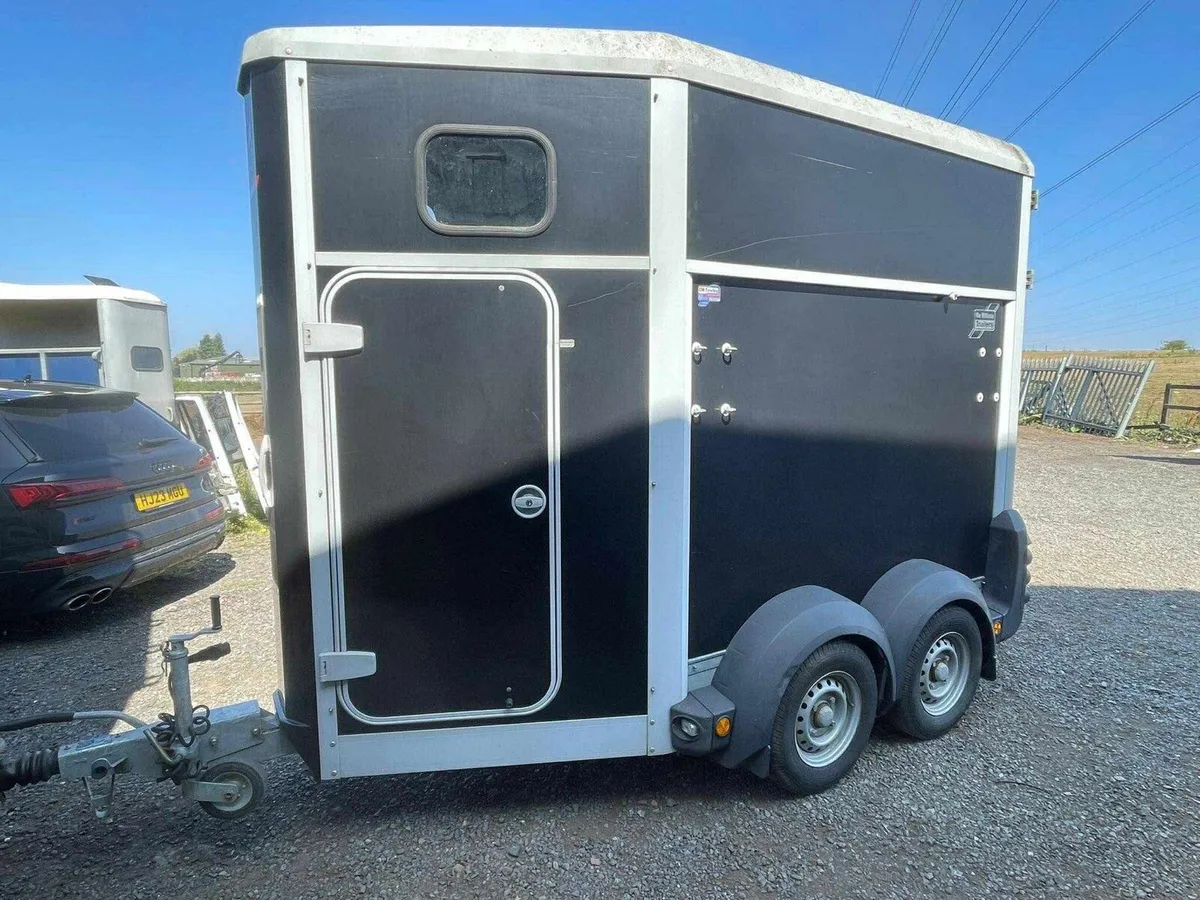 Ifor Williams HB403 Single/Mare foal box - Image 4