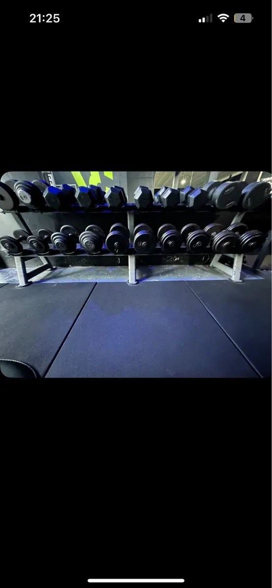 York and jordan dumbbells w racks + Body pump rack - Image 2