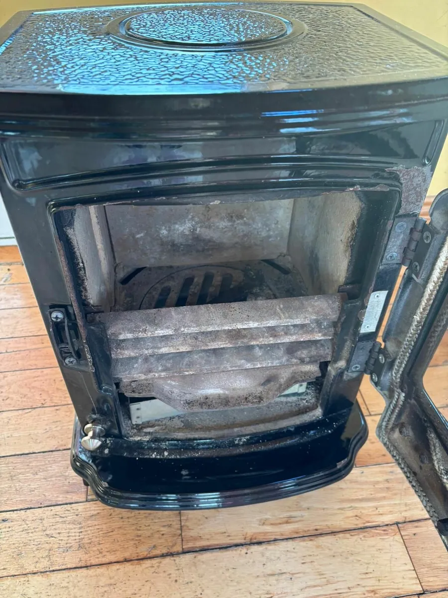 Stove - Image 2