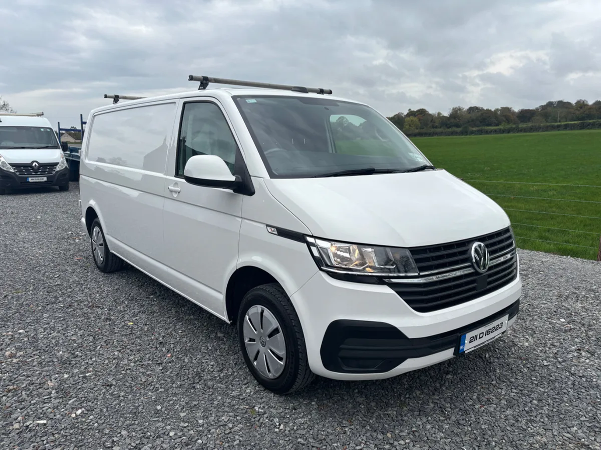 2021 (211) Volkswagen Transporter | LWB | FSH - Image 2