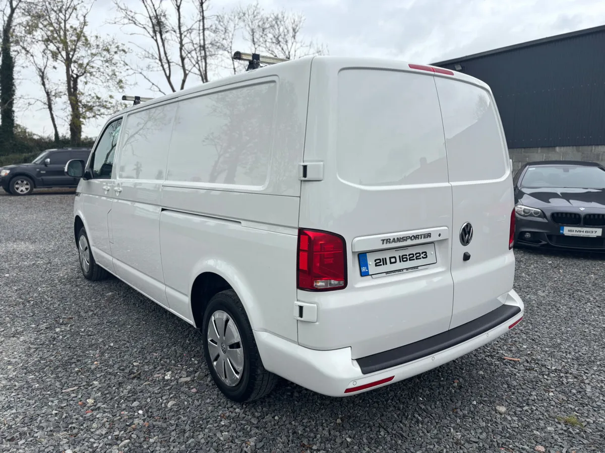 2021 (211) Volkswagen Transporter | LWB | FSH - Image 3