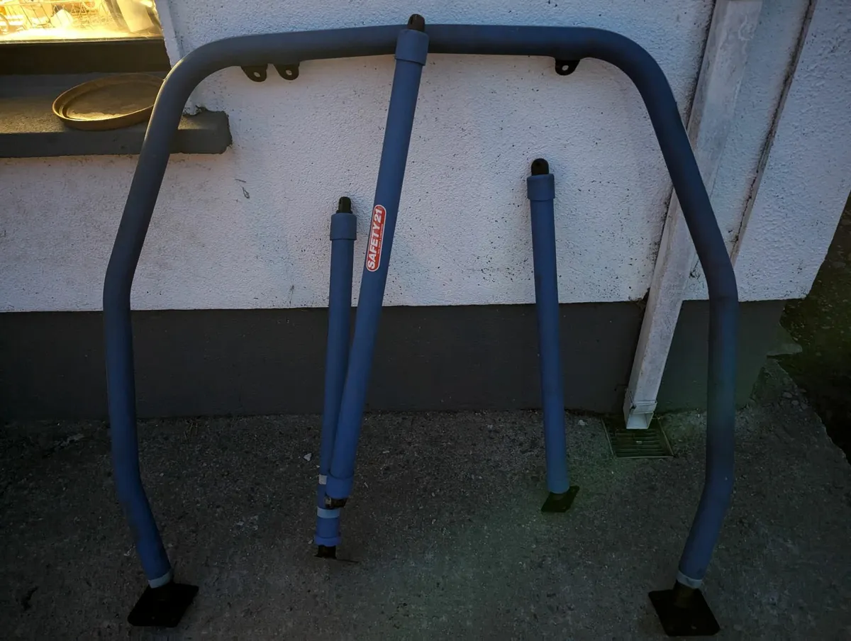 Half roll cage for Nissan Pulsar GTIR (bolt in) - Image 1