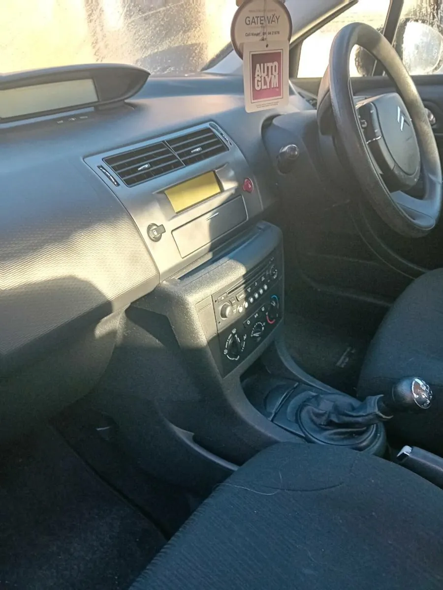 2010 citron C4 - Image 2