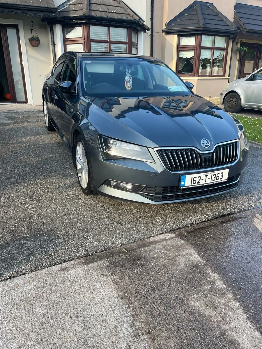 2016 Skoda superb 1.6l DSG 7speed - Image 2