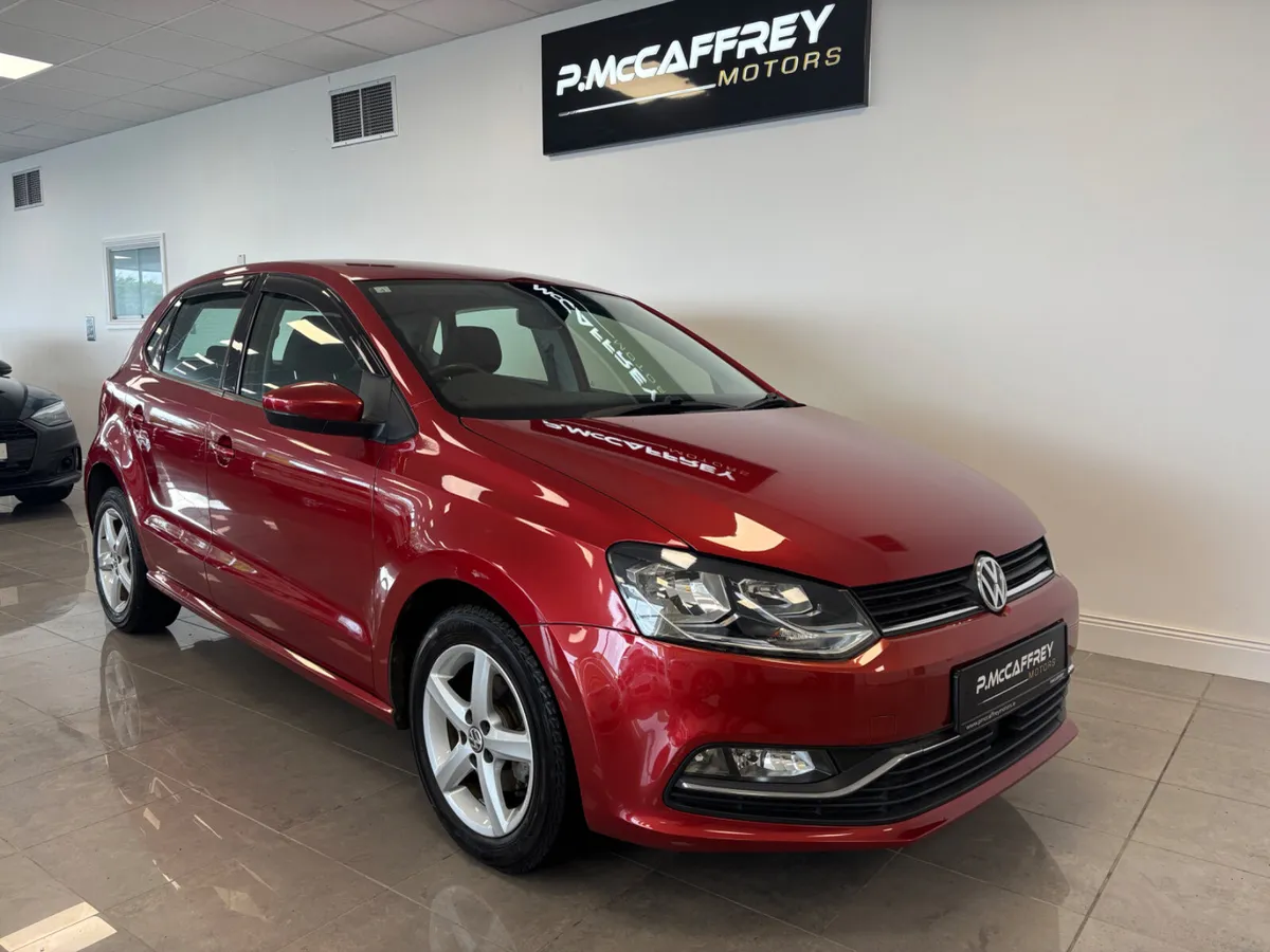 2017 VOLKSWAGEN POLO 1.2 TSI COMFORT LINE AUTO - Image 4