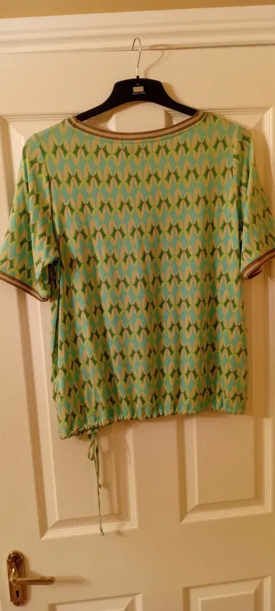 Betty Barclay top 14 Brand new with tags - Image 1