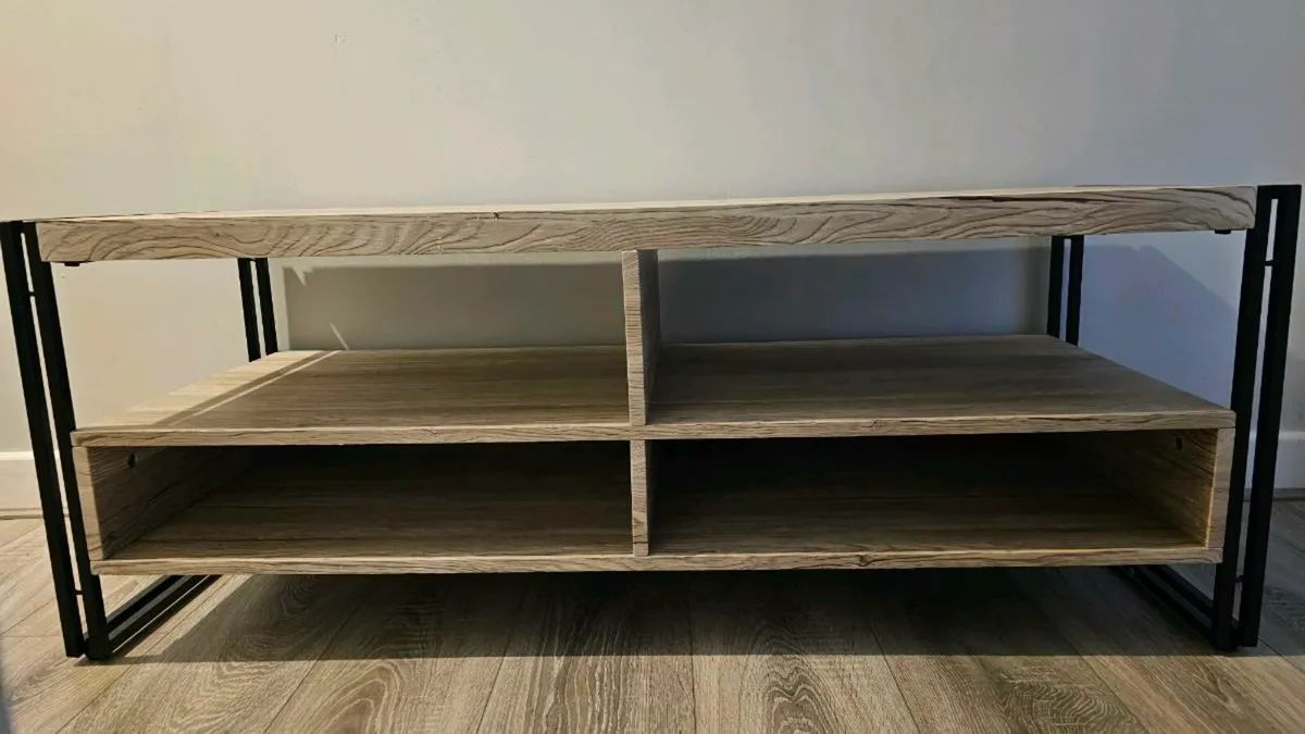 TV Unit - Image 3