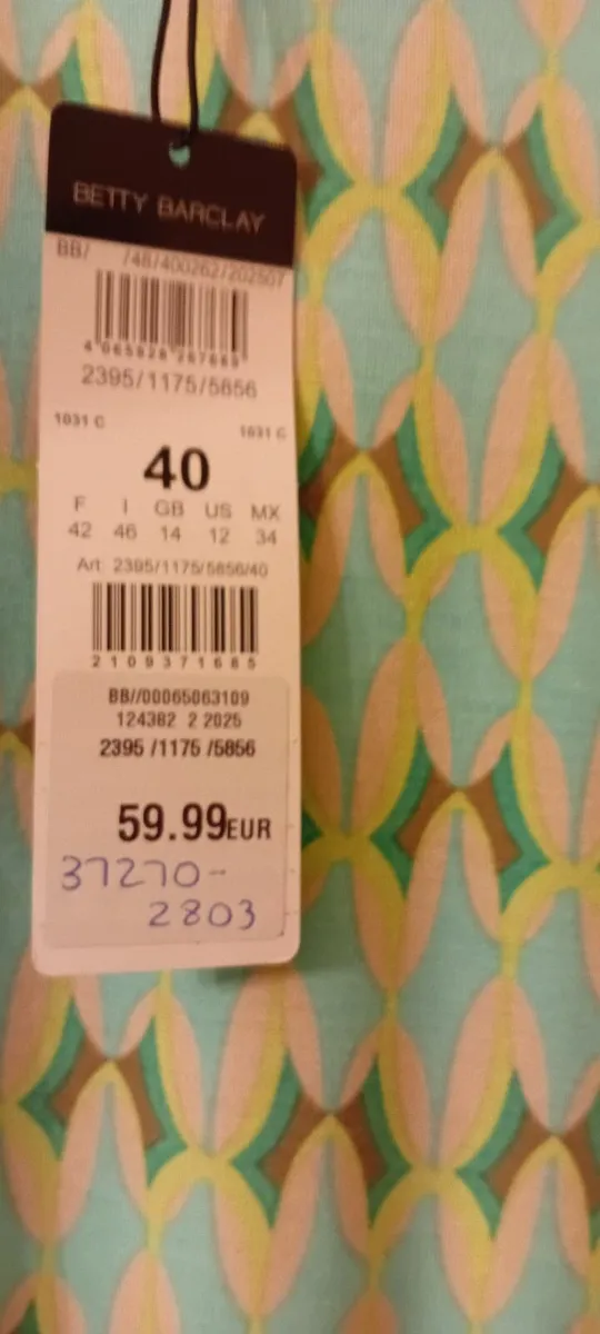 Betty Barclay top 14 Brand new with tags - Image 3