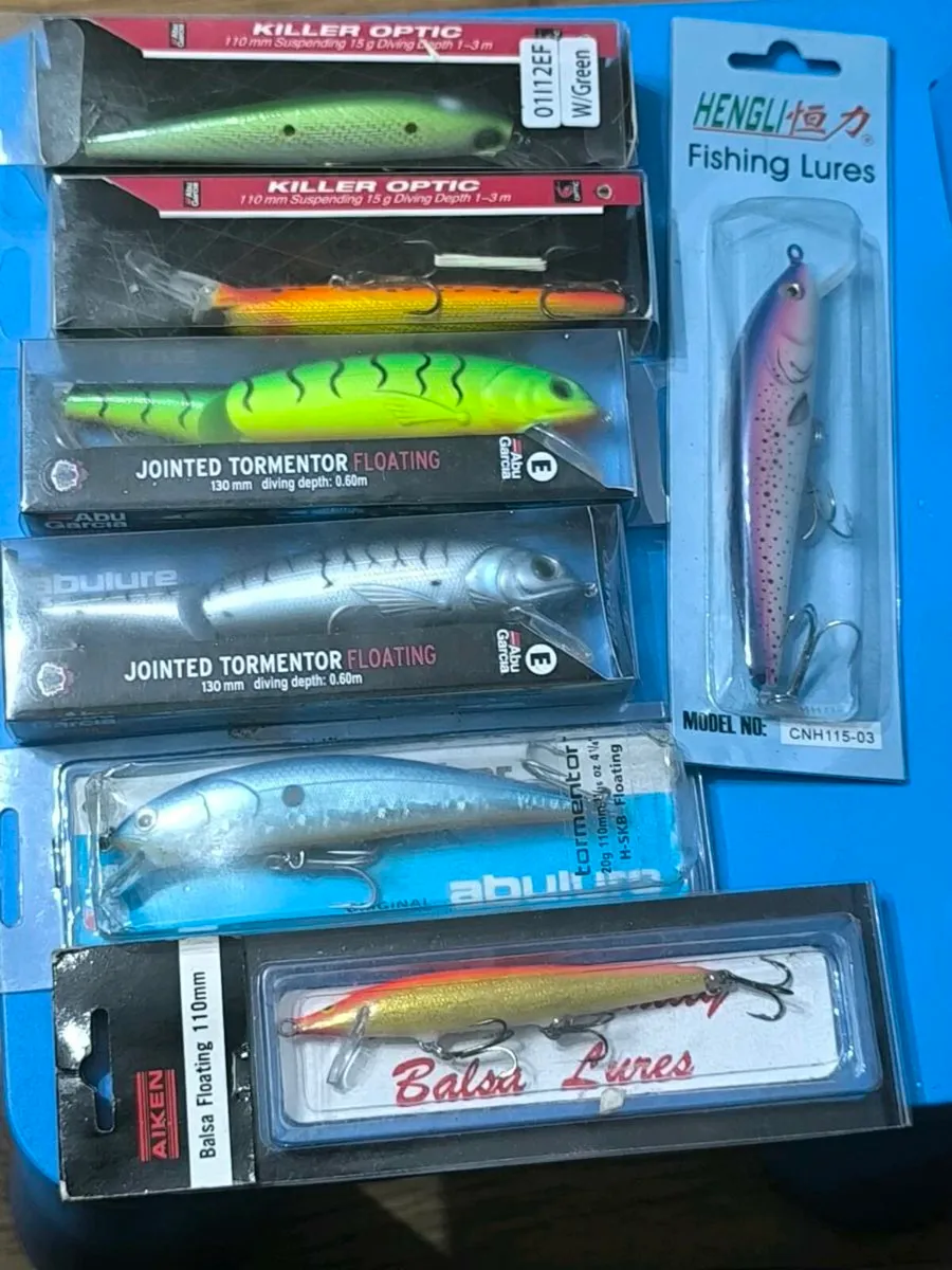 Selection of 34 lures for bass pike Pollack trout - Image 1