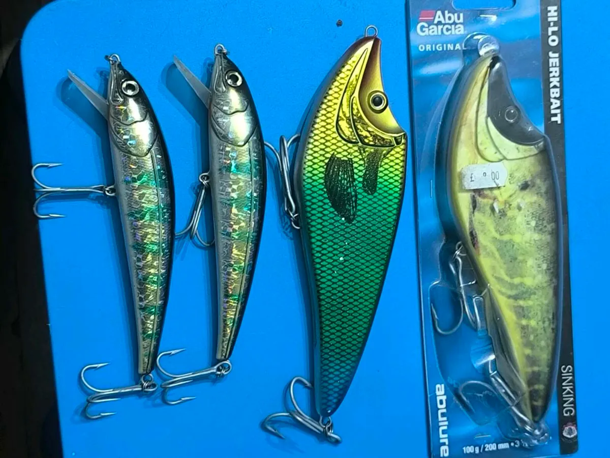 Selection of 34 lures for bass pike Pollack trout - Image 2