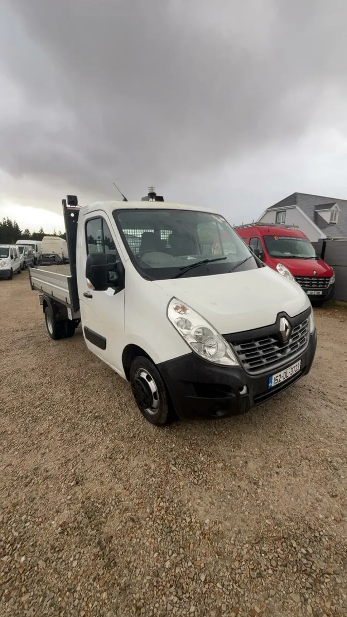 2015 renault master  tippers - Image 1